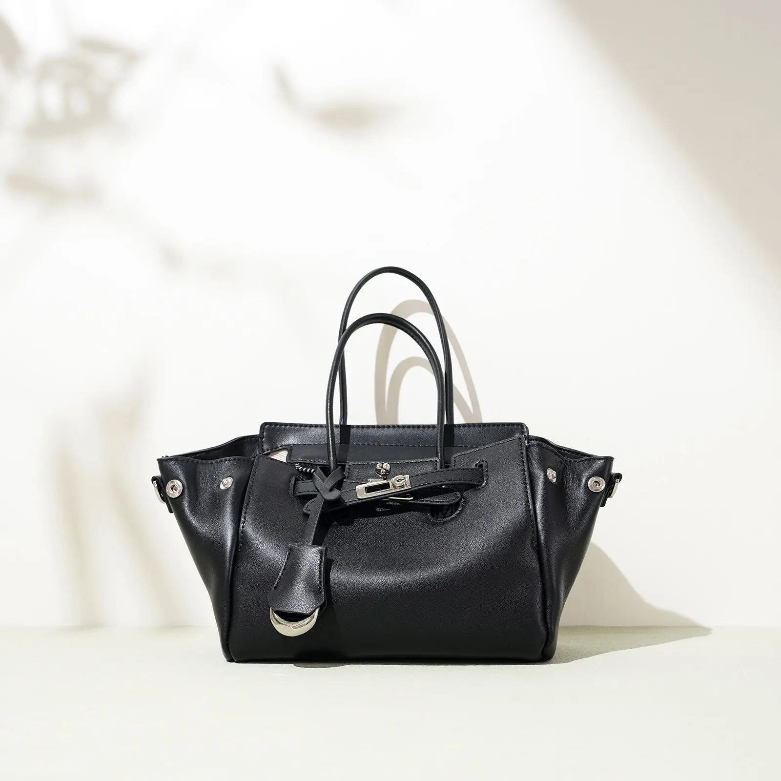 2025 Summer and Autumn New Handbag Niche Design Large Capacity Genuine Leather Shoulder Crossbody Commuter Bag FairWonder