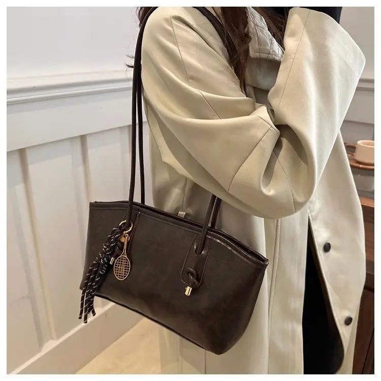 2025 autumn popular retro style underarm bag, large capacity daily commuting tote bag FairWonder