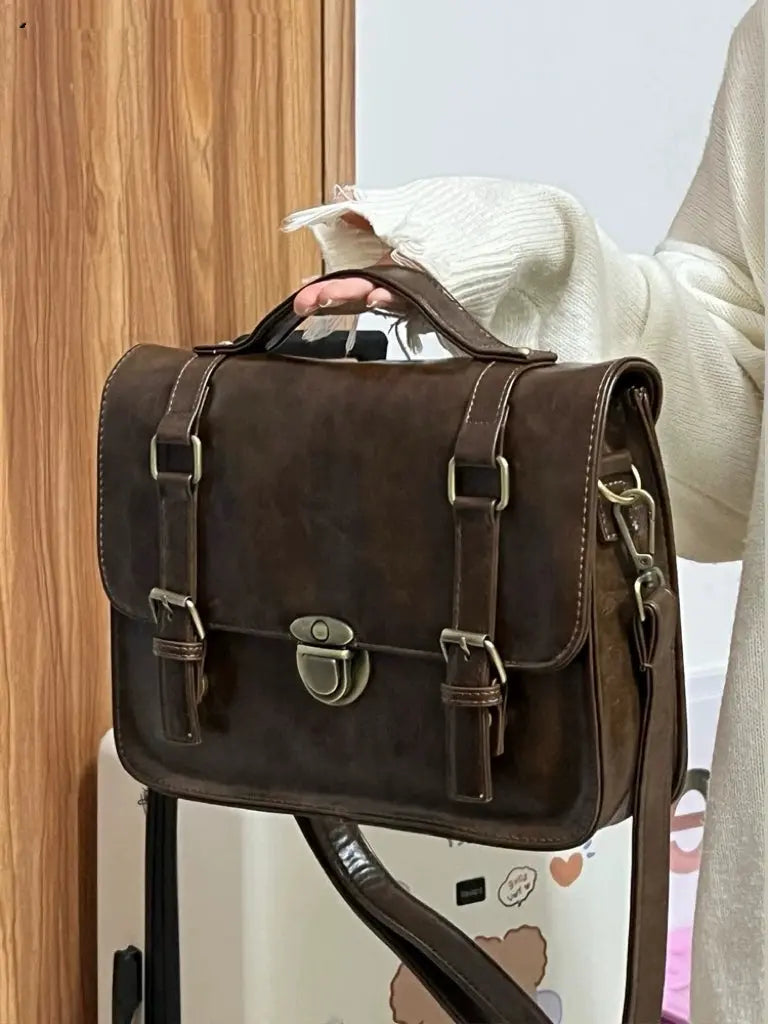 2025 new retro college style hand-held clamshell messenger bag, high-end shoulder/crossbody dual-carry mode FairWonder