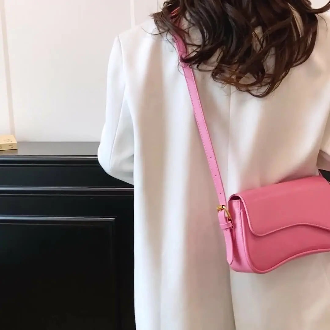 2025 new retro solid color flip magnetic buckle shoulder handbag underarm small bag FairWonder