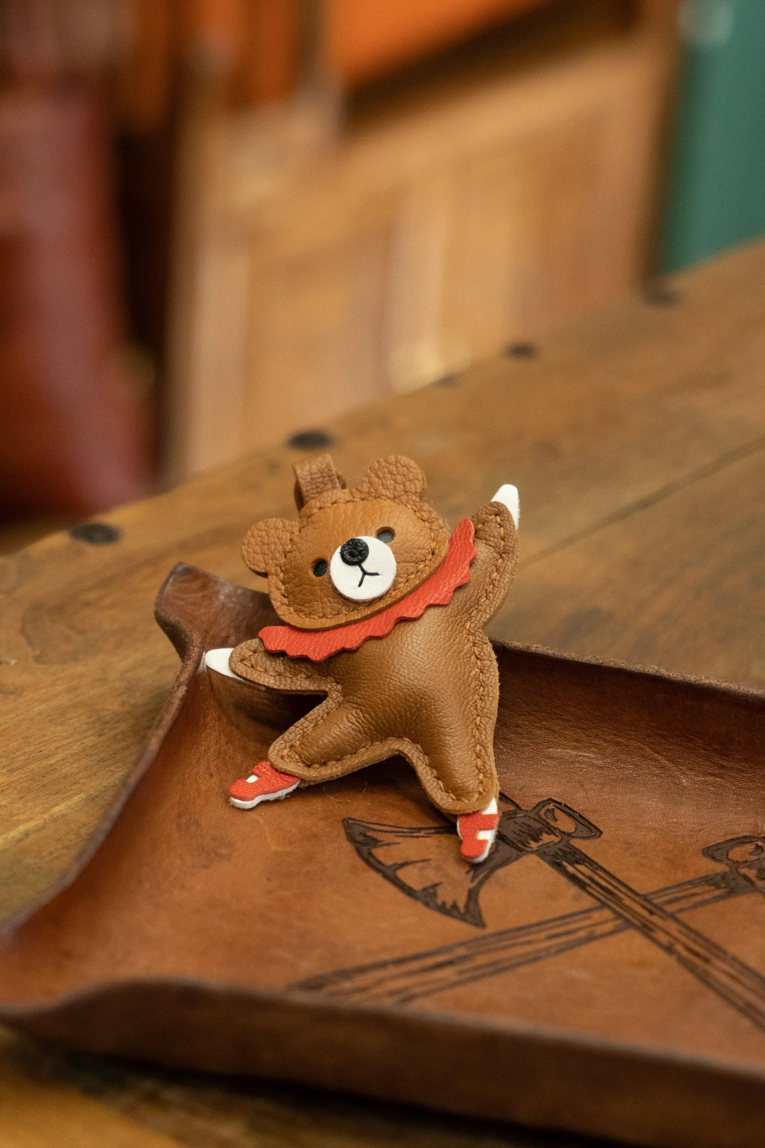 Fashion leather goods,bag accessories, trailers, keychains, cute cartoon characters, Doraemon, Spiderman, Kuromi FairWonder