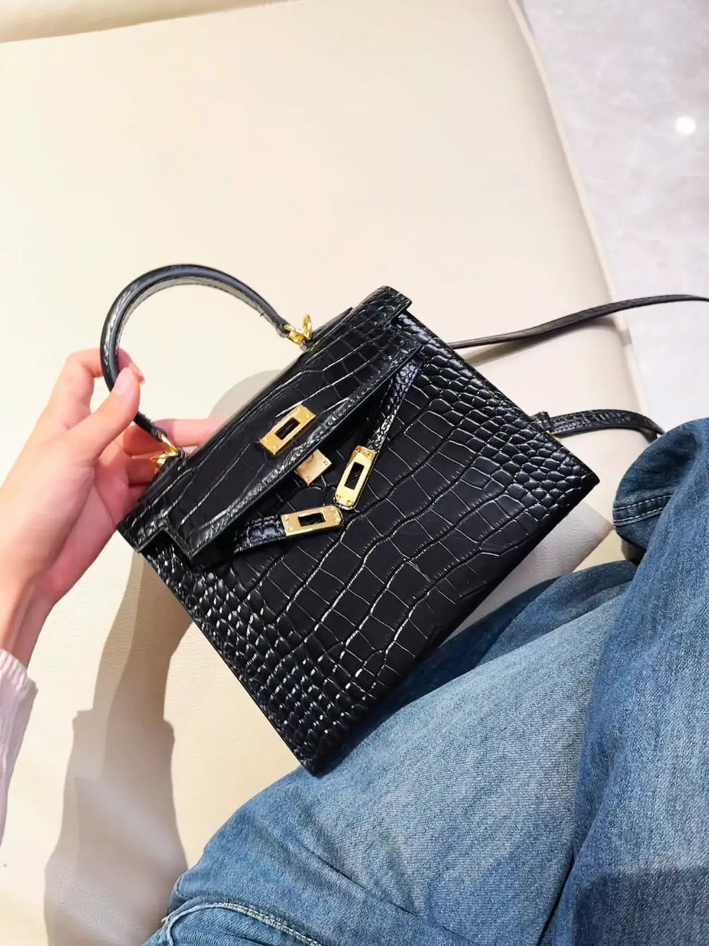 High-end crocodile pattern top layer cowhide shoulder crossbody handbag FairWonder