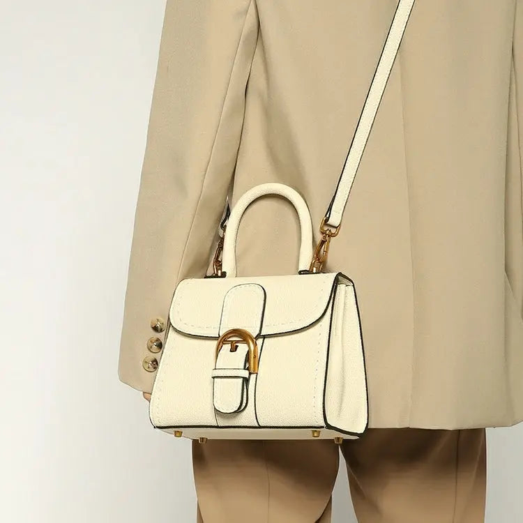 New Delvo horseshoe buckle wax line versatile shoulder crossbody retro high-end women's bag FairWonder