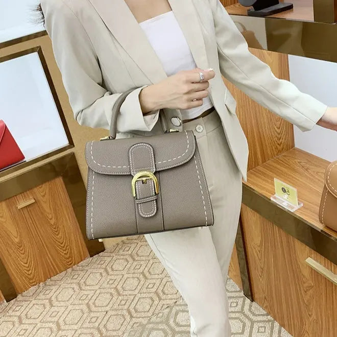 New Delvo horseshoe buckle wax line versatile shoulder crossbody retro high-end women's bag FairWonder