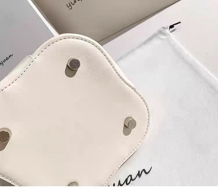 New fashion bucket bag, high-end petal handmade niche design crossbody bag FairWonder