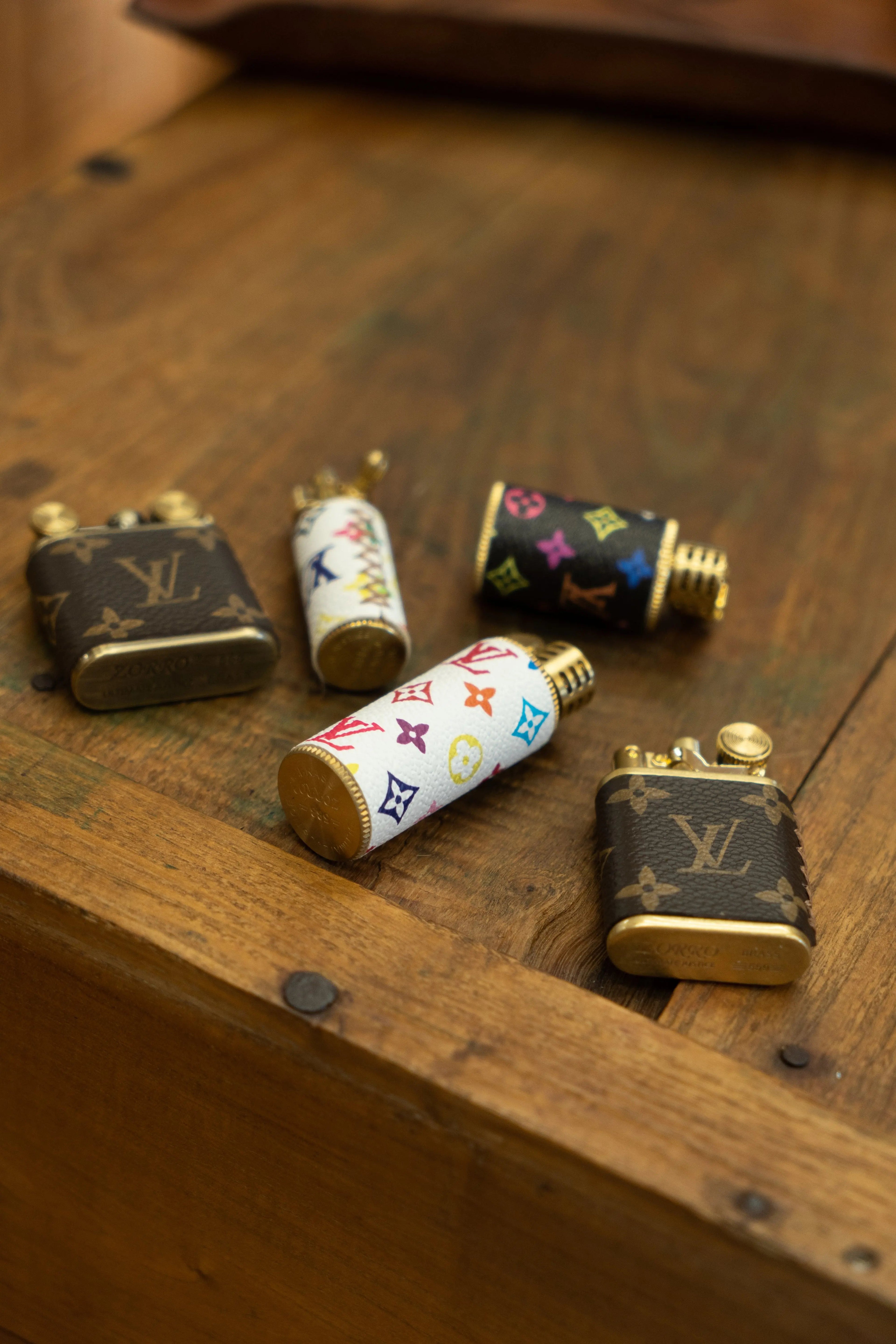 Pure copper old-fashioned retro handmade leather kerosene lighter, creative and personalized leather, birthday gift for husband and boyfriend FairWonder