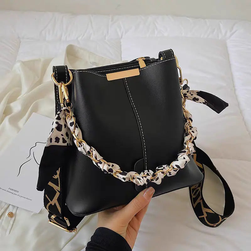 Women's bucket bag new summer, fresh, high-end, wide shoulder strap shoulder crossbody bag FairWonder