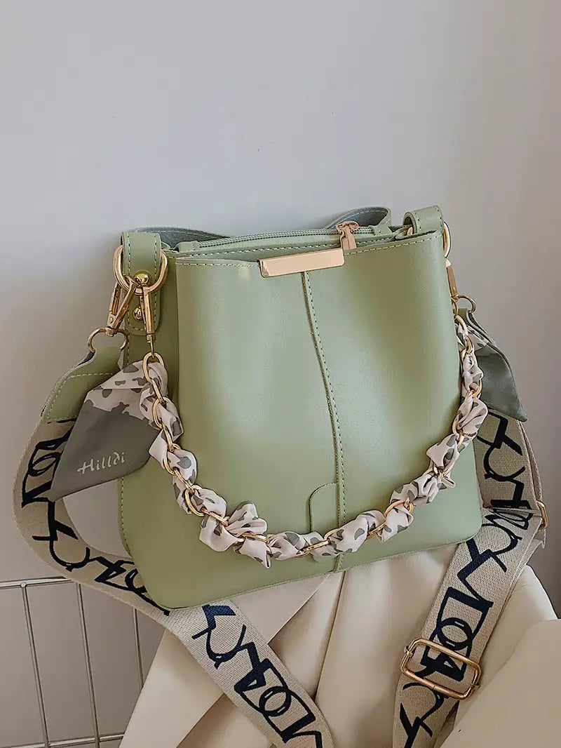 Women's bucket bag new summer, fresh, high-end, wide shoulder strap shoulder crossbody bag FairWonder