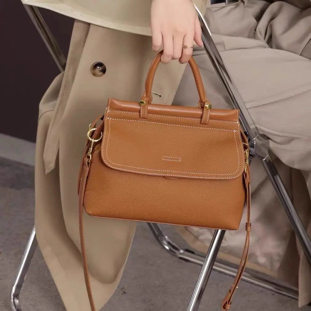 Women's versatile simple handbag cowhide large capacity light luxury shoulder commuter messenger bag FairWonder